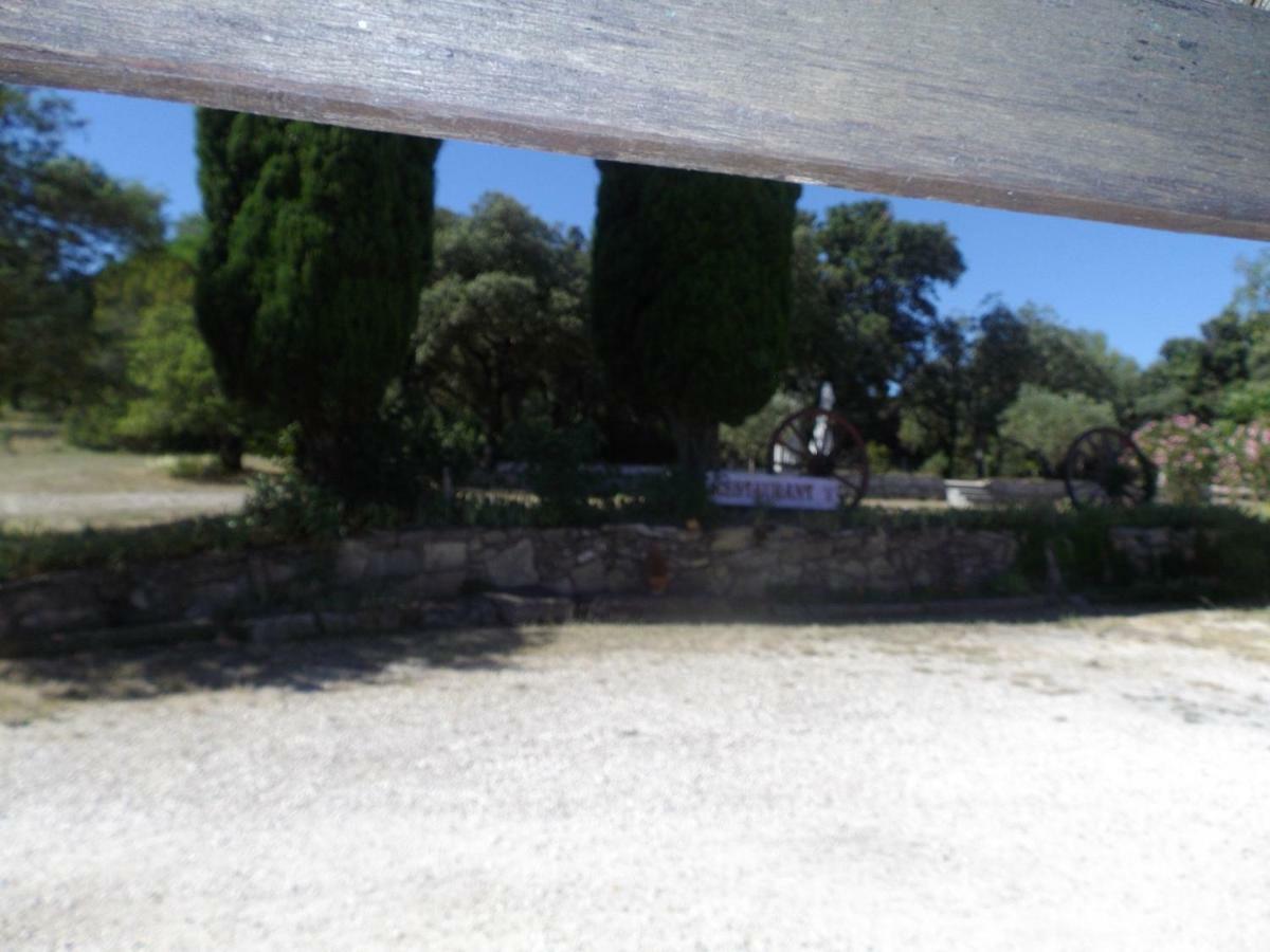 Auberge Des Garrigues Нім Екстер'єр фото